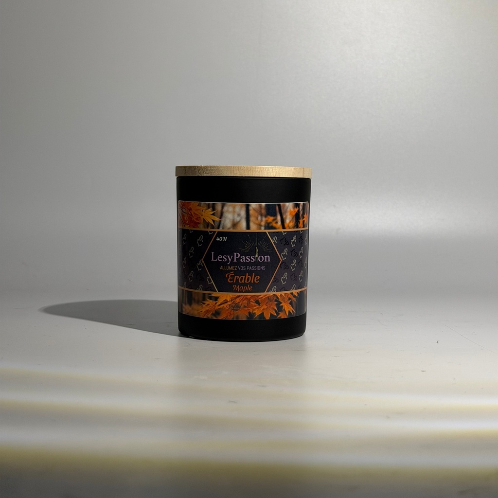 [8NVGIZR-1] Maple (Mèche de bois (9oz))